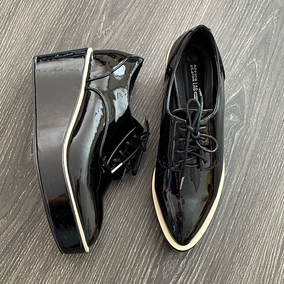 SOLD 😃 DESIGN LAB Black Patent Leather Platform Shoes Sz 7 - Picture 2 of 16
